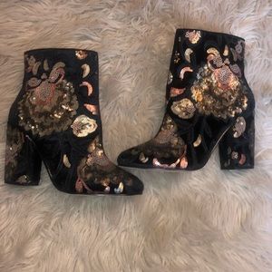 Aldo Bootie Heels Size 9 Never Worn